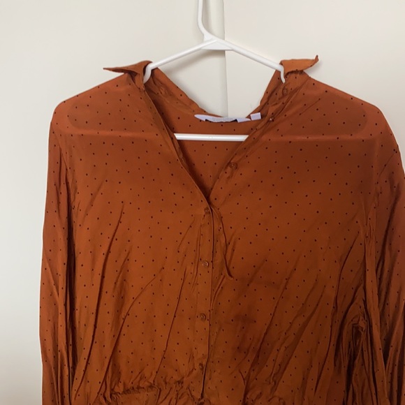 & Other Stories polka dot camel button up top - Picture 2 of 4